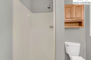 277 Woodland Ln, Blowing Rock, NC 28605 - Photo 20