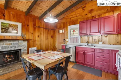 675 Old Johns River Road, Blowing Rock, NC 28605 - Photo 8