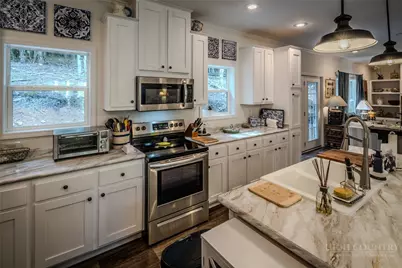 211 Wild Daisy Lane, Beech Mountain, NC 28604 - Photo 14