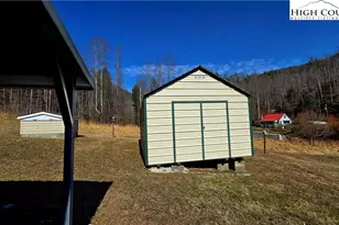8043 N Old Nc Hwy 16, Millers Creek, NC 28651 - Photo 32