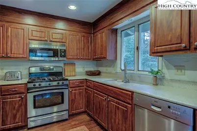 209 Birch, Boone, NC 28607 - Photo 18