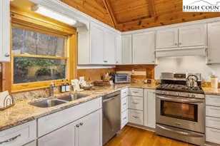 885 John Erwin Rd, Banner Elk, NC 28604 - Photo 10