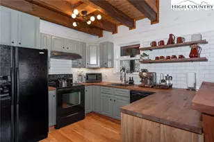 214 Sugar Bear Ridge Ln, Banner Elk, NC 28604 - Photo 10