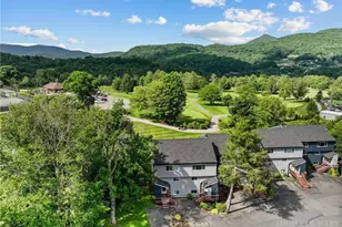 1040 Sugar Mountain Dr, Sugar Mountain, NC 28604 - Photo 34