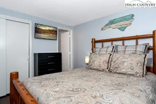 1040 Sugar Mountain Dr, Sugar Mountain, NC 28604 - Photo 18