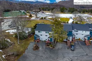 1040 Sugar Mountain Dr, Sugar Mountain, NC 28604 - Photo 42