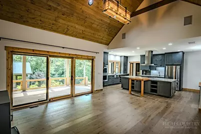 137 Mountain Breeze Knoll, Blowing Rock, NC 28605 - Photo 6
