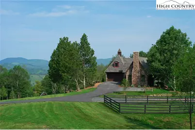 C610 High Mountain Nvno, Zionville, NC 28698 - Photo 8