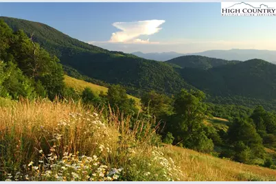 C611 Sugartree Nvno, Zionville, NC 28698 - Photo 14