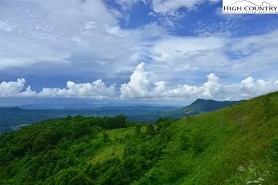 C612 Sugartree Nvno, Zionville, NC 28698 - Photo 16