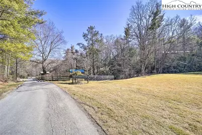 202 Knoll Circle, Newland, NC 28657 - Photo 20