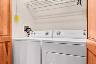 228 Pleasant Vw, Sugar Mountain, NC 28604 - Photo 16