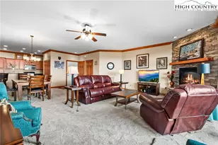 228 Pleasant Vw, Sugar Mountain, NC 28604 - Photo 6