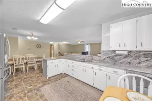 3086 Taylorsville Rd, Lenoir, NC 28645 - Photo 16