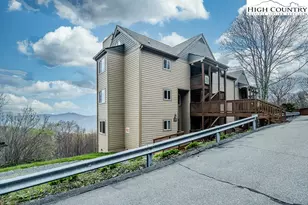 111 Sugar Ski Dr, Sugar Mountain, NC 28604 - Photo 2