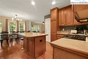 132 Heather Ln, Banner Elk, NC 28604 - Photo 6