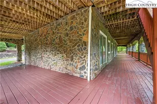167 Wagon Wheel Ln, Deep Gap, NC 28618 - Photo 36