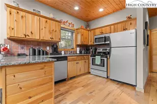 16 Honey Tree Cir, Sparta, NC 28675 - Photo 16