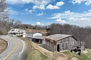 244 Flat Springs Rd, Elk Park, NC 28622 - Photo 32