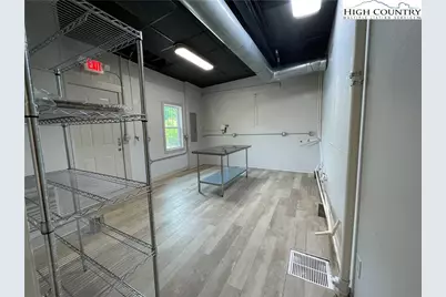 15 E 2nd Street, West Jefferson, NC 28694 - Photo 12