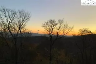 101 Upper Holiday Ln, Beech Mountain, NC 28604 - Photo 16