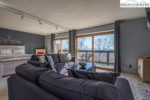 101 Upper Holiday Ln, Beech Mountain, NC 28604 - Photo 2