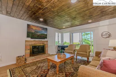 220 Northridge Road #25, Beech Mountain, NC 28604 - Photo 4