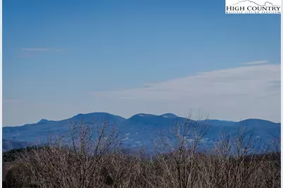 220 Northridge Road #25, Beech Mountain, NC 28604 - Photo 32