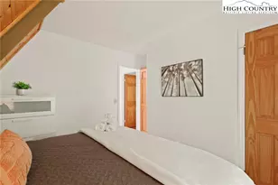 895 S J E Gentry Rd, Laurel Springs, NC 28644 - Photo 18