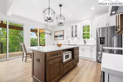 1017 Charter Hills Road, Beech Mountain, NC 28604 - Photo 18