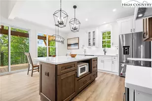 1017 Charter Hills Rd, Beech Mountain, NC 28604 - Photo 18