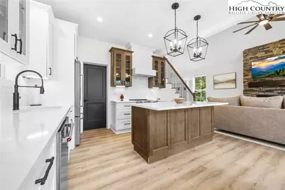 1017 Charter Hills Road, Beech Mountain, NC 28604 - Photo 16