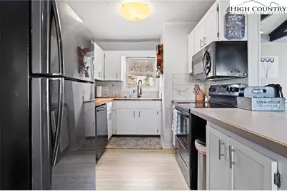 101 Courtside Lane #A2, Beech Mountain, NC 28604 - Photo 16