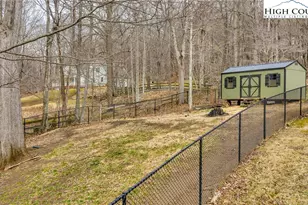 133 Brandiwood Estate Dr, West Jefferson, NC 28694 - Photo 8