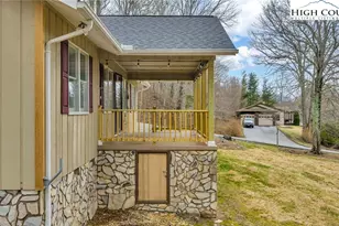 133 Brandiwood Estate Dr, West Jefferson, NC 28694 - Photo 4