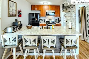 103 Upper Holiday Ln, Beech Mountain, NC 28604 - Photo 10