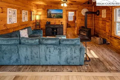 326 Deer Ridge Lane, Sparta, NC 28675 - Photo 18