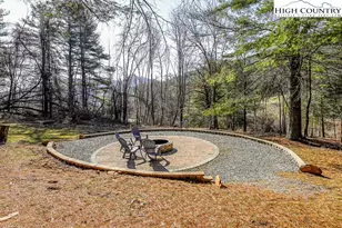 326 Deer Ridge Ln, Sparta, NC 28675 - Photo 6