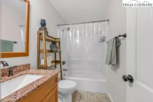837 Pine Ridge Rd, Beech Mountain, NC 28604 - Photo 8