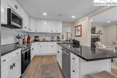 11974 N Hwy 421, Zionville, NC 26989 - Photo 14