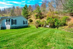 228 Vilas Overlook Dr, Vilas, NC 28692 - Photo 6