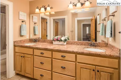 1902 Elk Creek Mountain Parkway, Todd, NC 28684 - Photo 34