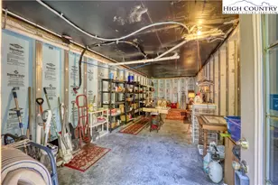 125 Hummingbird Ln, Newland, NC 28657 - Photo 18