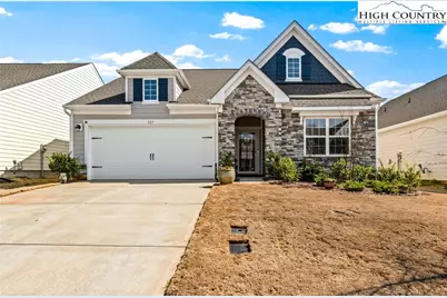 157 Pampas Place, Statesville, NC 28636 - Photo 1