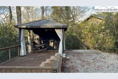 157 Hemlock Loop, Newland, NC 28657 - Photo 2