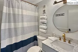 111 Sugar Ski Dr, Sugar Mountain, NC 28604 - Photo 16