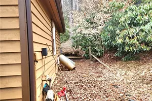 58 River Rd, Newland, NC 28657 - Photo 24