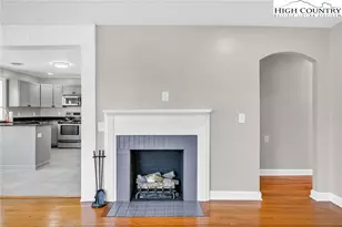 186 King St, West Jefferson, NC 28694 - Photo 20