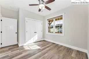 264 W Evergreen St, West Jefferson, NC 28694 - Photo 26