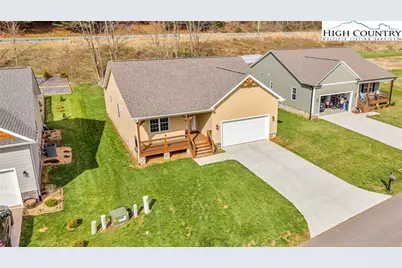 264 W Evergreen Street, West Jefferson, NC 28694 - Photo 42
